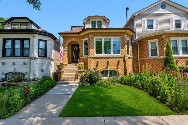 6007 N Newburg Avenue, Chicago, IL 60631