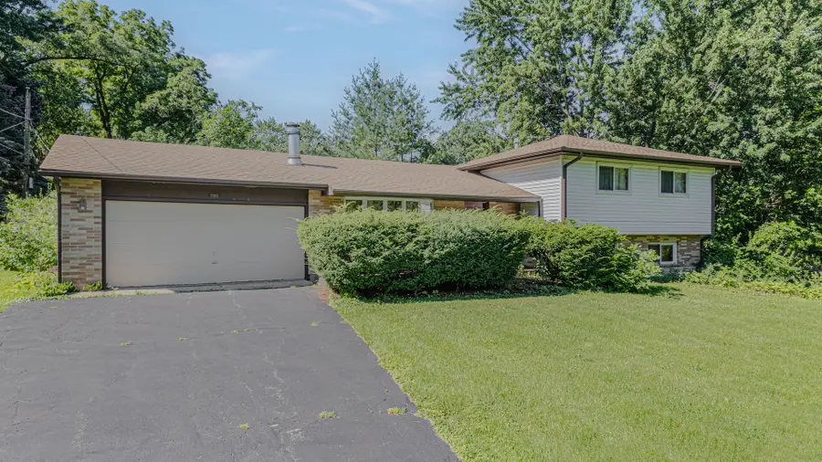 23313 W Hillcrest Drive, Lake Zurich, IL 60047 - #2