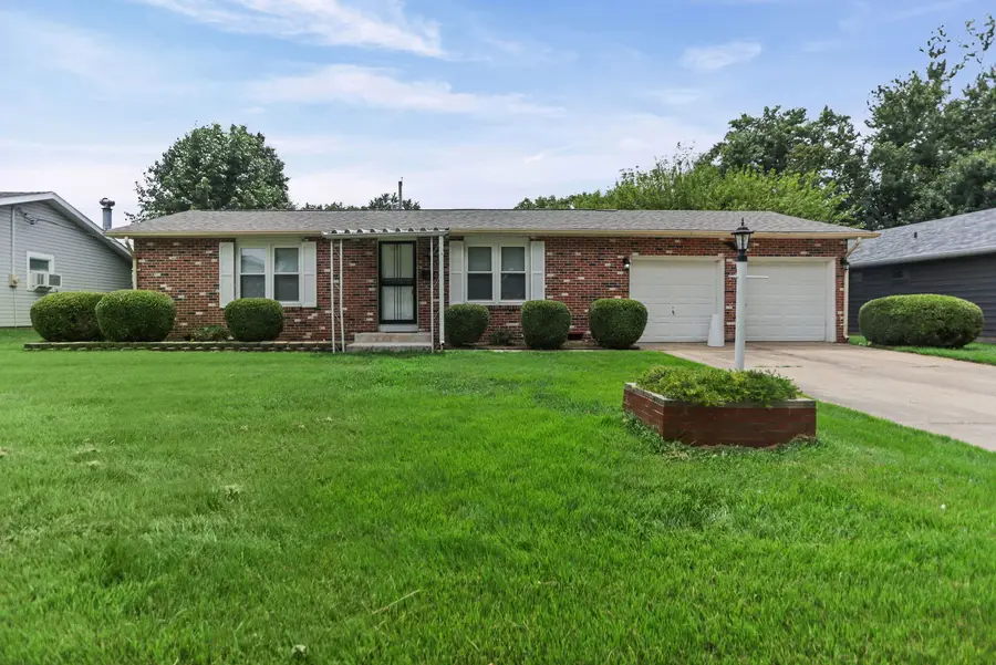 529 Marquis Avenue, Centralia, IL 62801 - #3