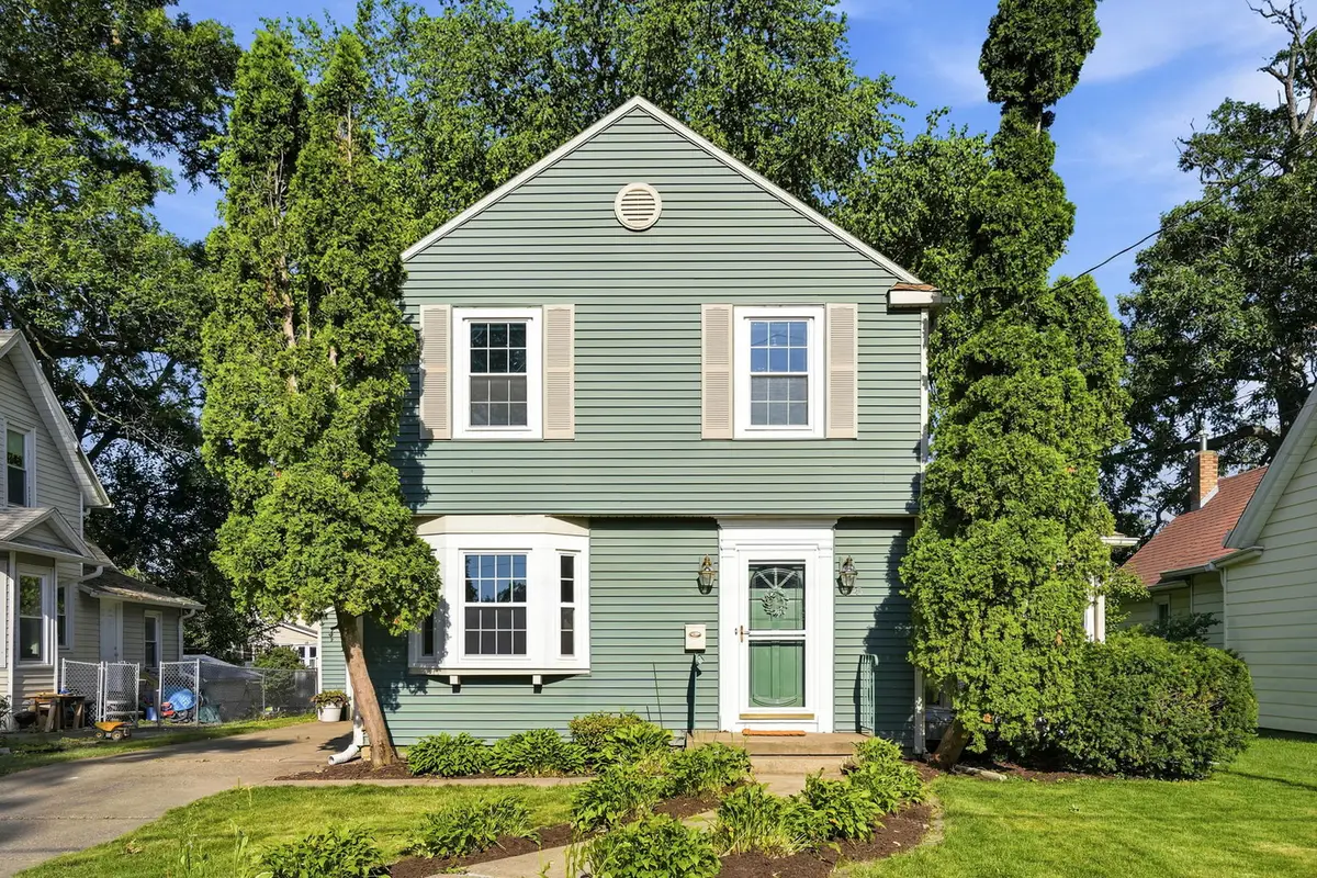 1125 24th Street, Moline, IL 61265 - #1