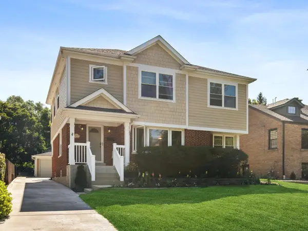 605 S Fern Avenue, Elmhurst, IL 60126