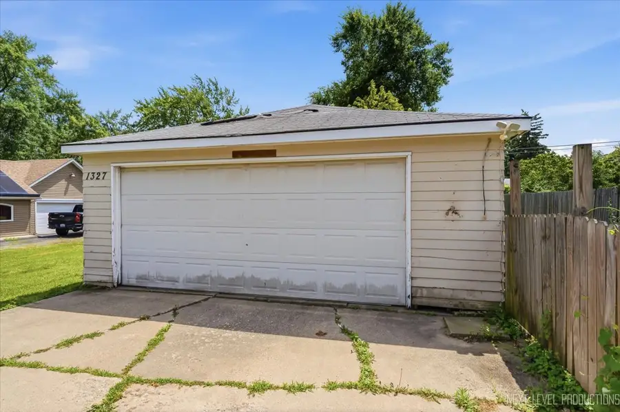 1327 Superior Street, Aurora, IL 60505 - #2