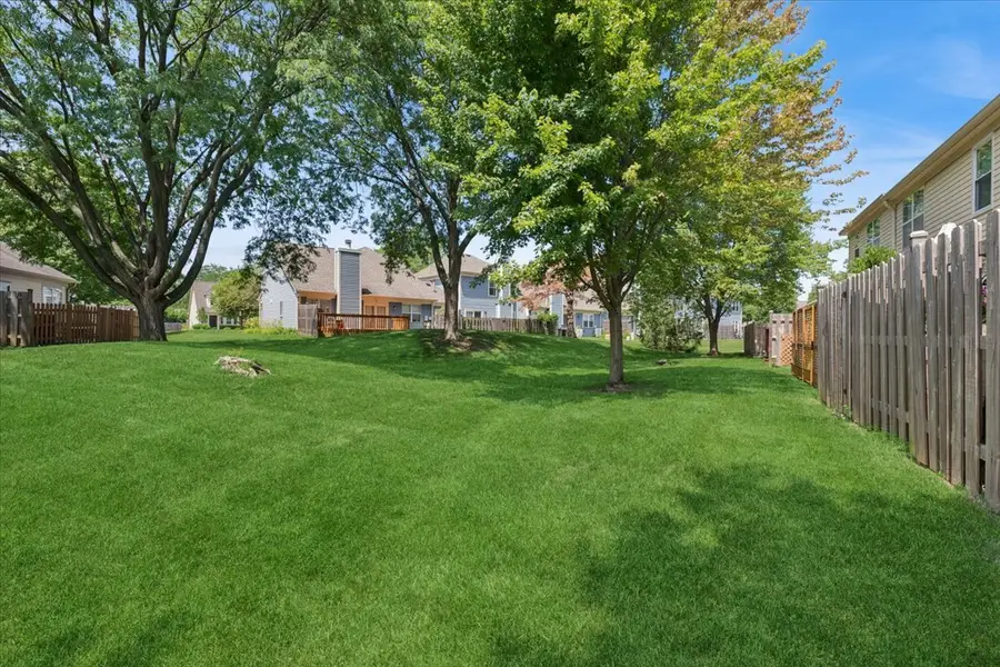 4062 N Newport Lane, Arlington Heights, IL 60004 - #2
