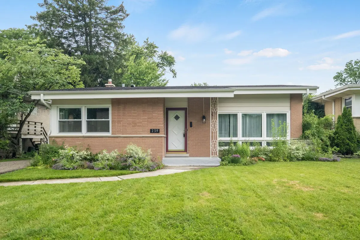 239 Kilpatrick Avenue, Wilmette, IL 60091 - #1