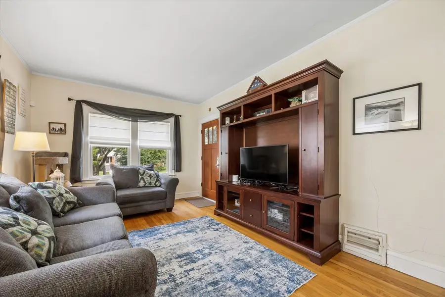 721 N Brainard Avenue, La Grange Park, IL 60526 - #3