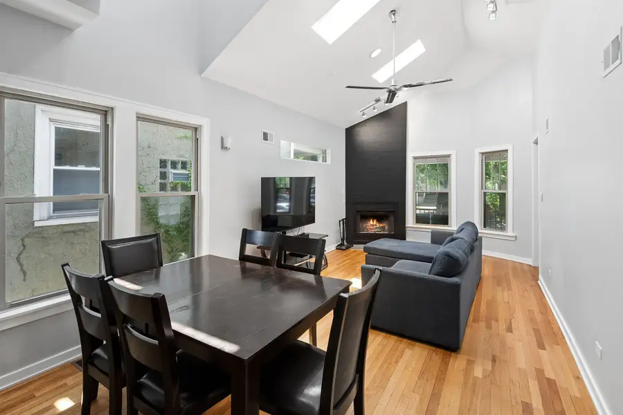 4312 W Wrightwood Avenue, Chicago, IL 60639 - #2