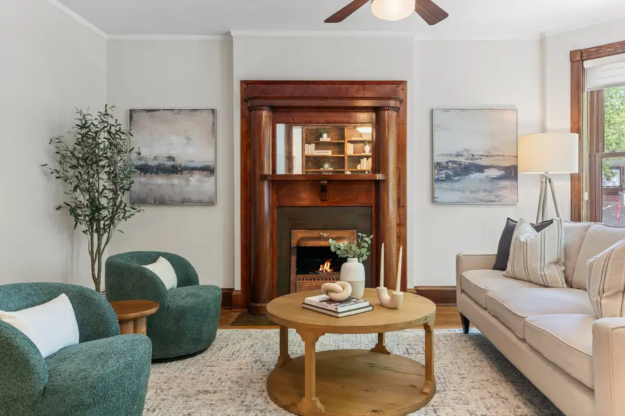 3764 N Magnolia Avenue #1, Chicago, IL 60613 - #3