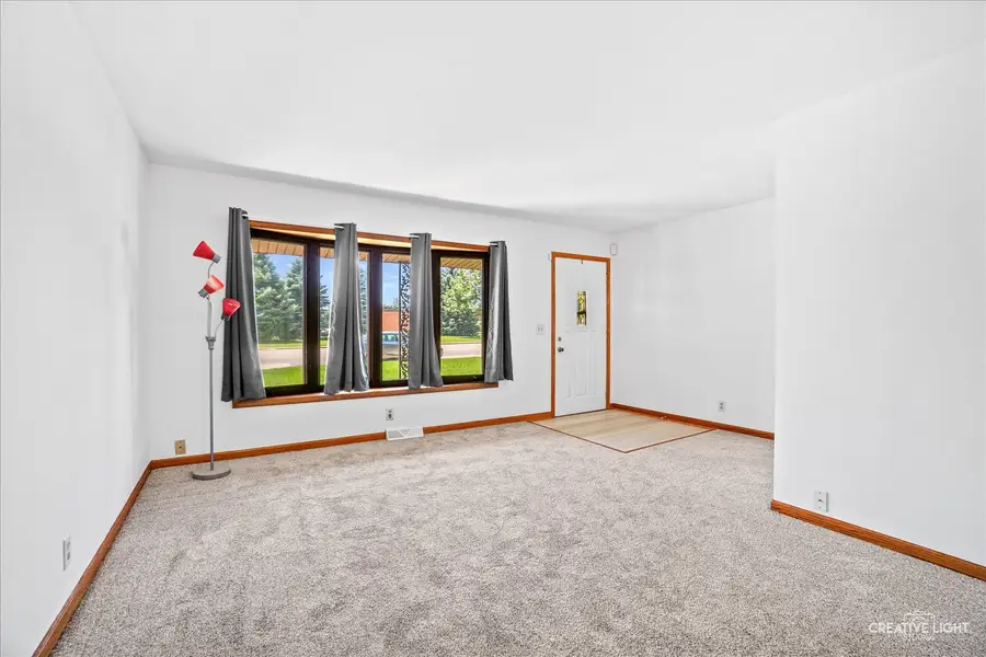 176 Boulder Hill Pass, Montgomery, IL 60538 - #3