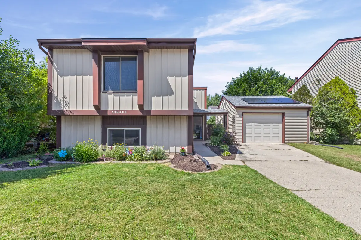 30W008 Danbury Drive, Warrenville, IL 60555 - #1