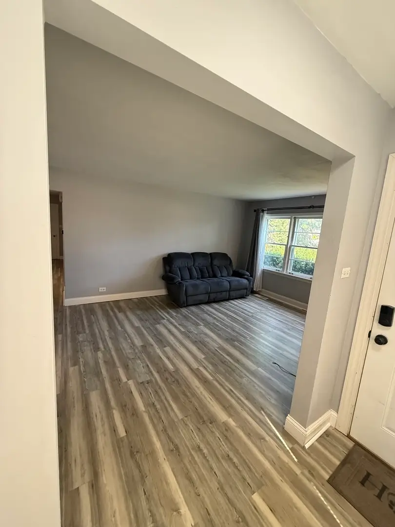 47 W Algonquin Road, Des Plaines, IL 60016 - #3