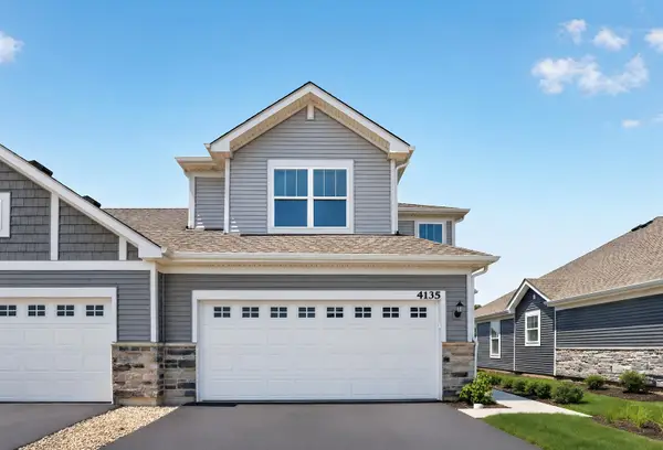 4135 Meadowridge Road, Woodstock, IL 60098