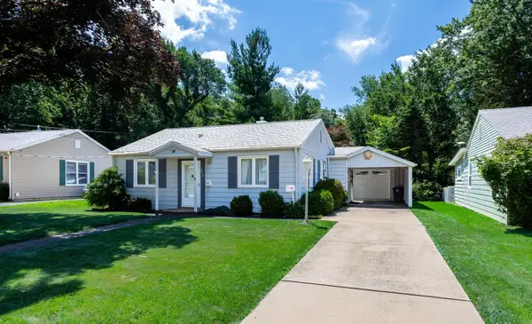 3712 10 Avenue Court, Moline, IL 61265