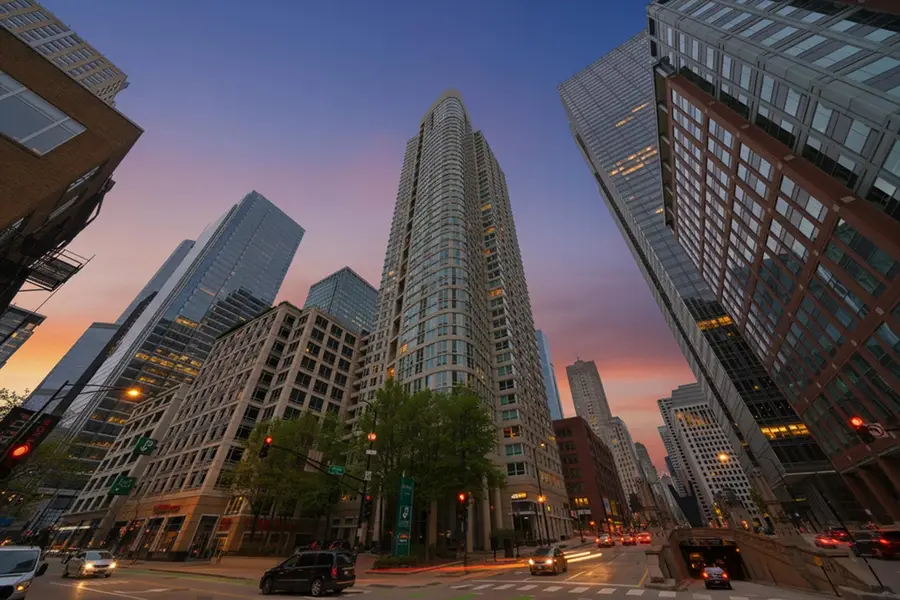 345 N La Salle Drive #401, Chicago, IL 60654 - #2