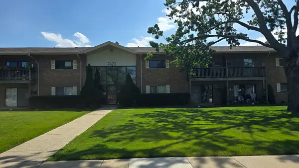 7422 Brookdale Drive #111, Darien, IL 60561