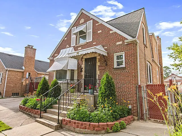 6952 W Summerdale Avenue, Chicago, IL 60656 - #1