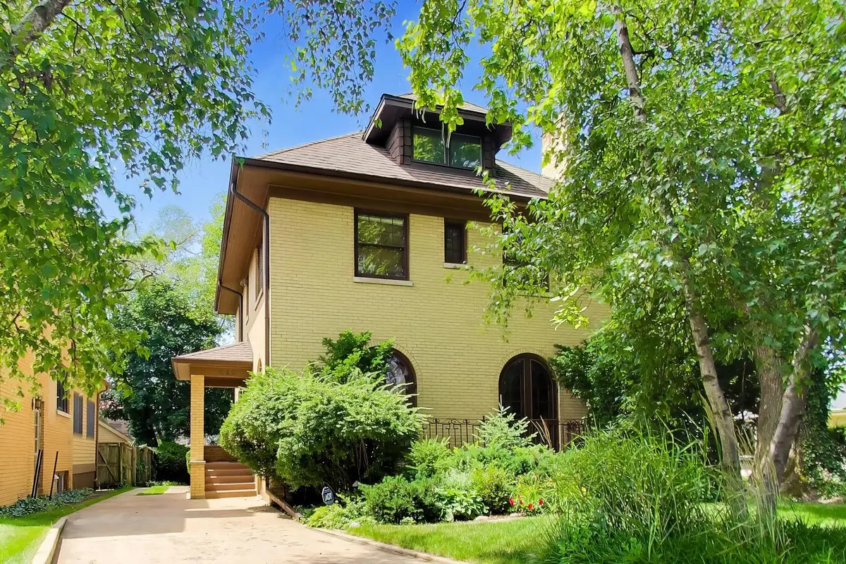 612 Ridge Avenue, Evanston, IL 60202 - #1