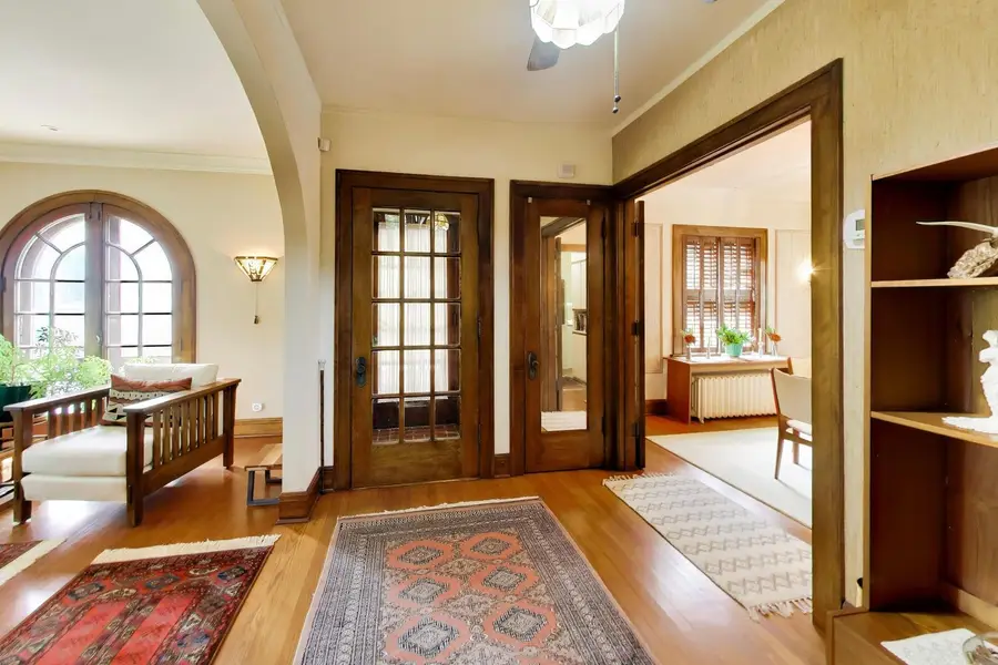 612 Ridge Avenue, Evanston, IL 60202 - #3