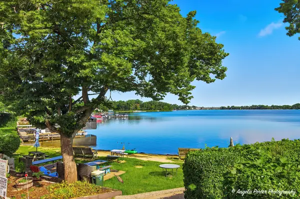 240 Whitney Road #13, Lake Zurich, IL 60047