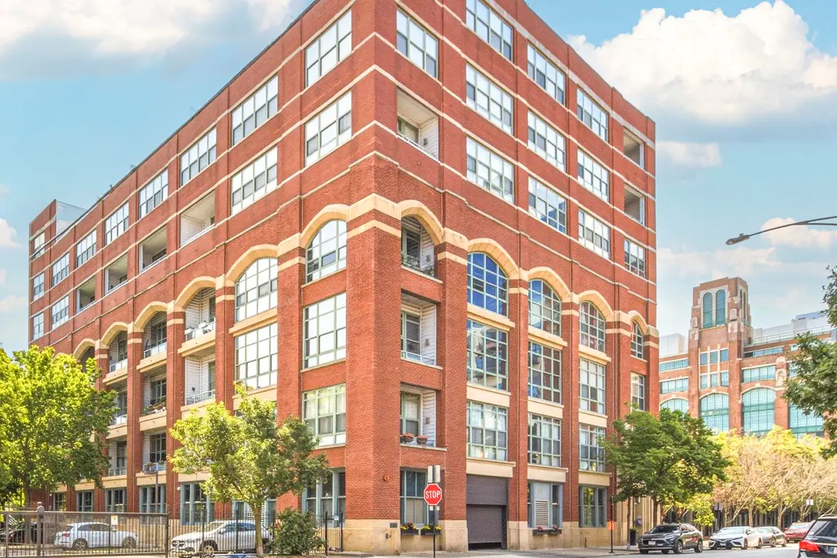 2001 S Calumet Avenue #302, Chicago, IL 60616 - #1