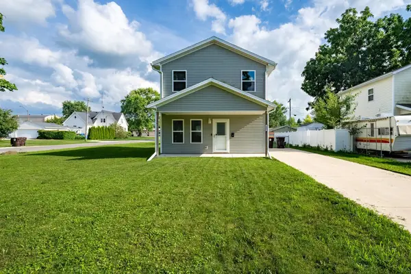 101 W Oak Street, Leroy, IL 61752