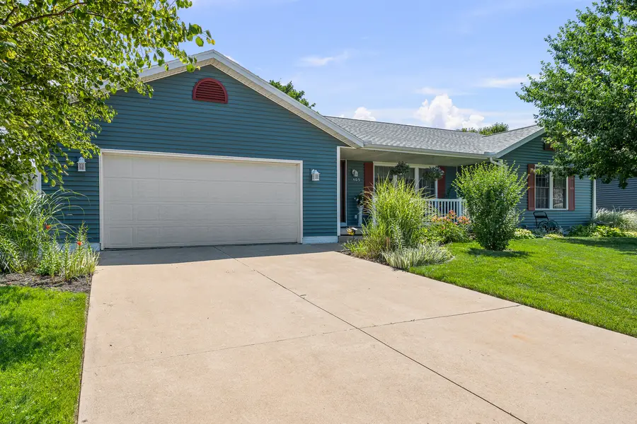 405 Michelle Lane, Walcott, IA 52773 - #2