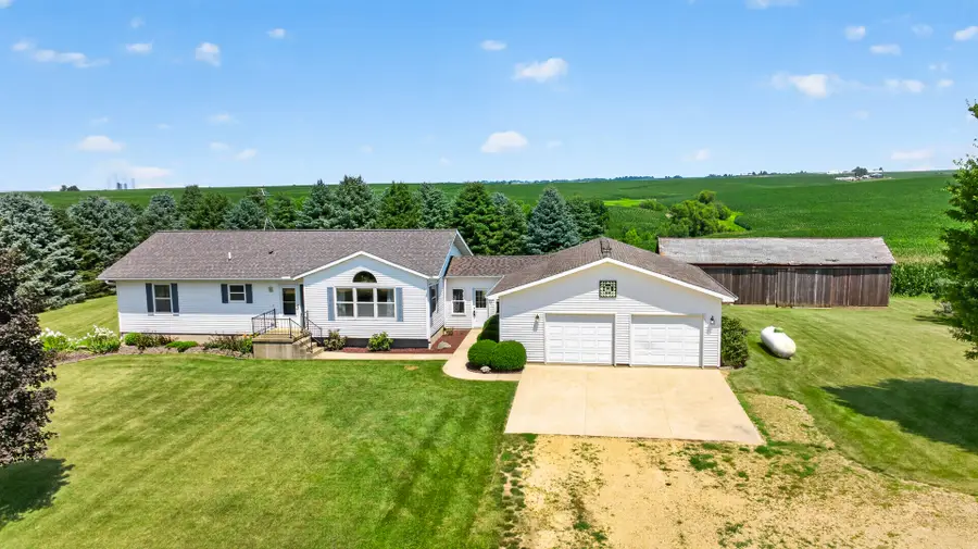3958 200th Street, Clinton, IA 52732 - #2