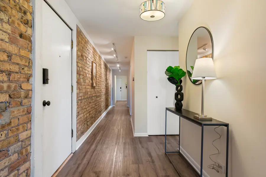 824 Hinman Avenue #3N, Evanston, IL 60202 - #2