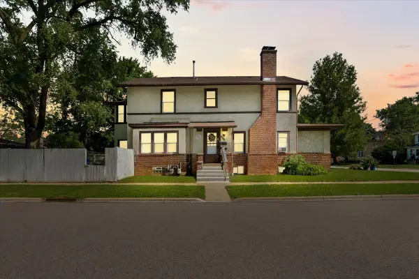 1102 North Avenue, Waukegan, IL 60085