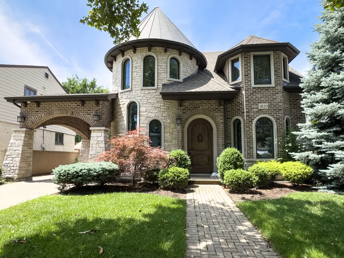 1820 Brophy Avenue, Park Ridge, IL 60068 - #1