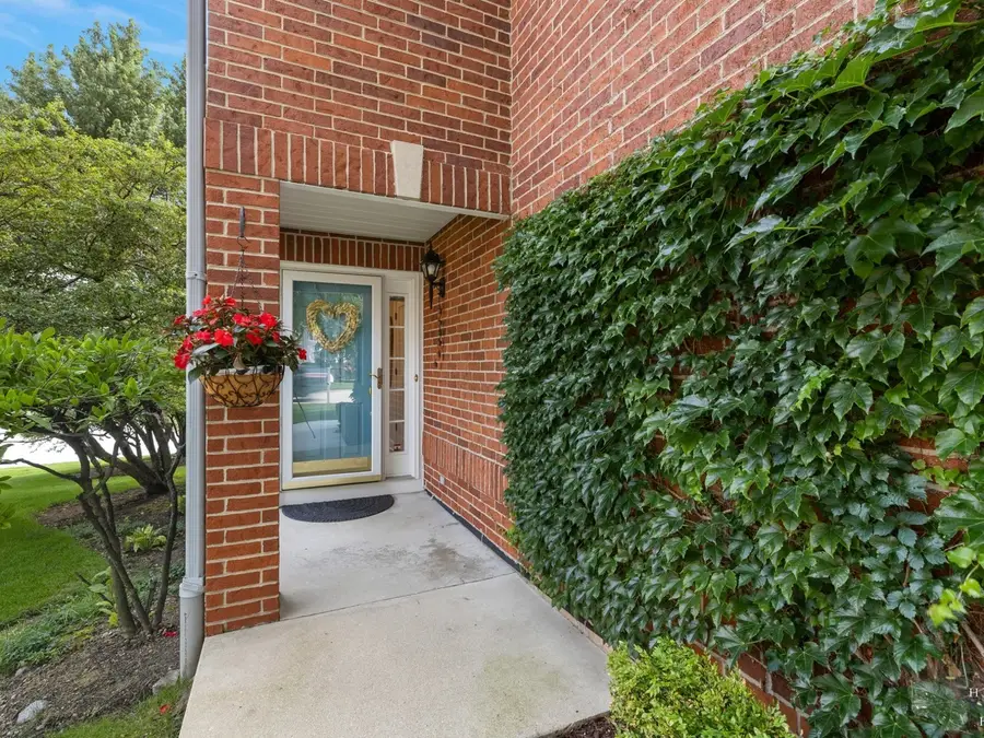 1572 W Ethans Glen Drive, Palatine, IL 60067 - #3