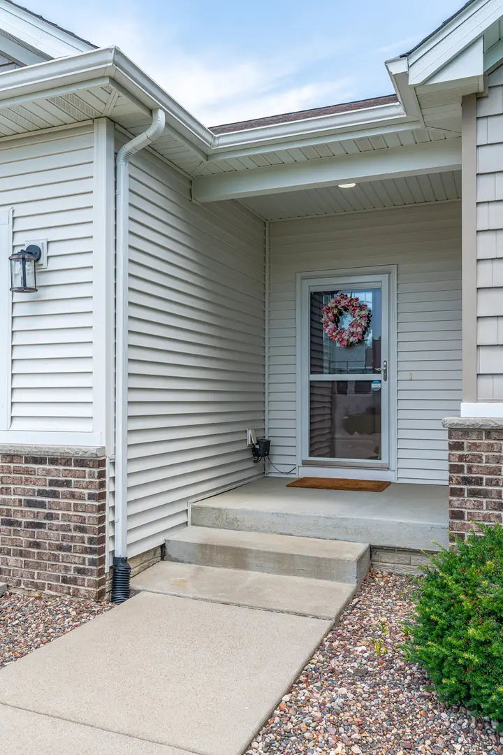 1716 E 58th Street, Davenport, IA 52807 - #2