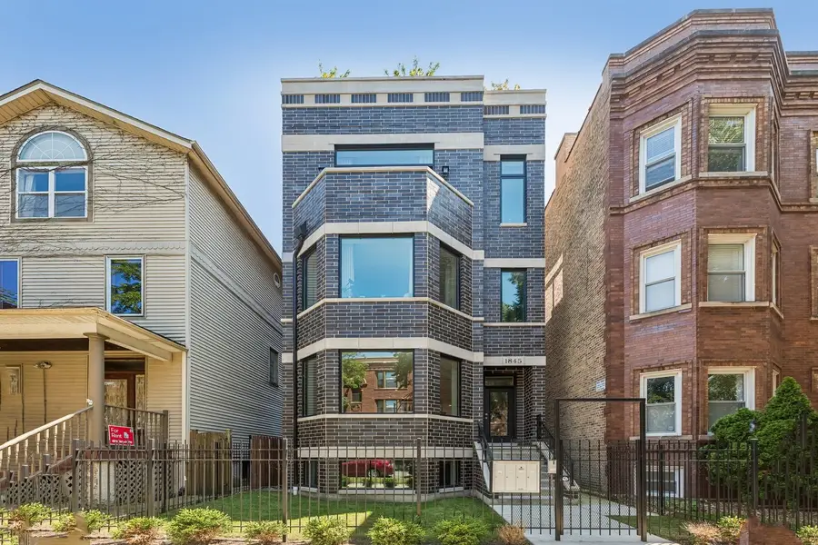 1845 W Waveland Avenue #1, Chicago, IL 60613 - #2