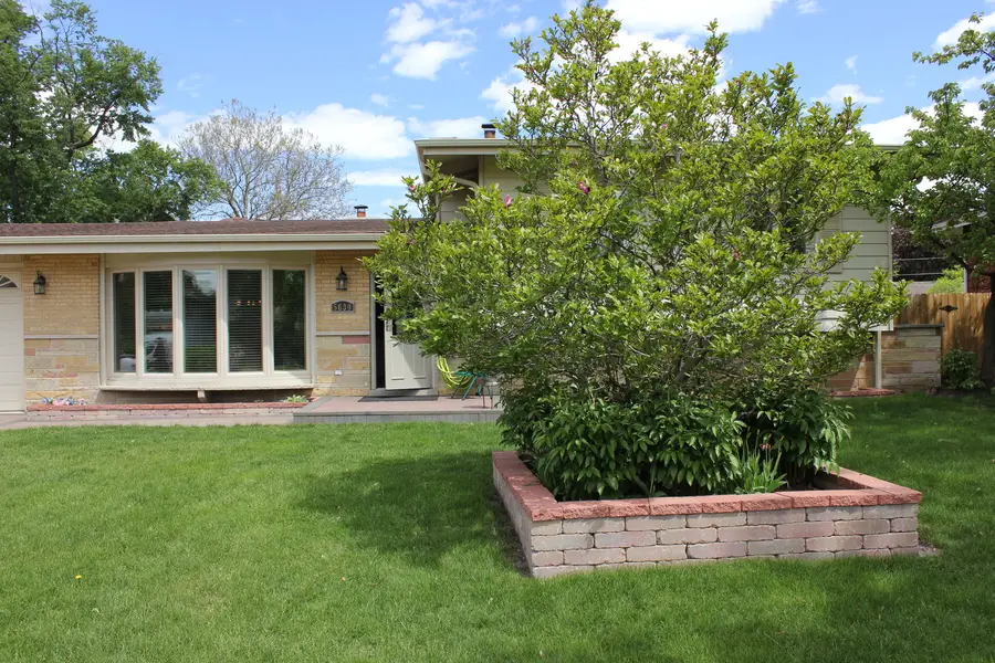 5639 N Manor Lane, Norwood Park, IL 60631 - #2