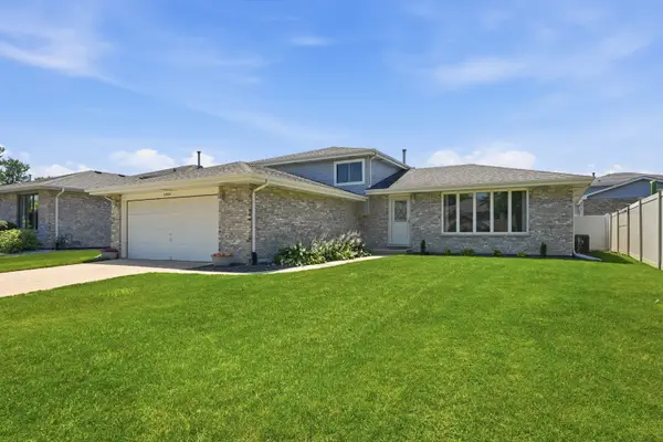 14804 Le Claire Avenue, Midlothian, IL 60445