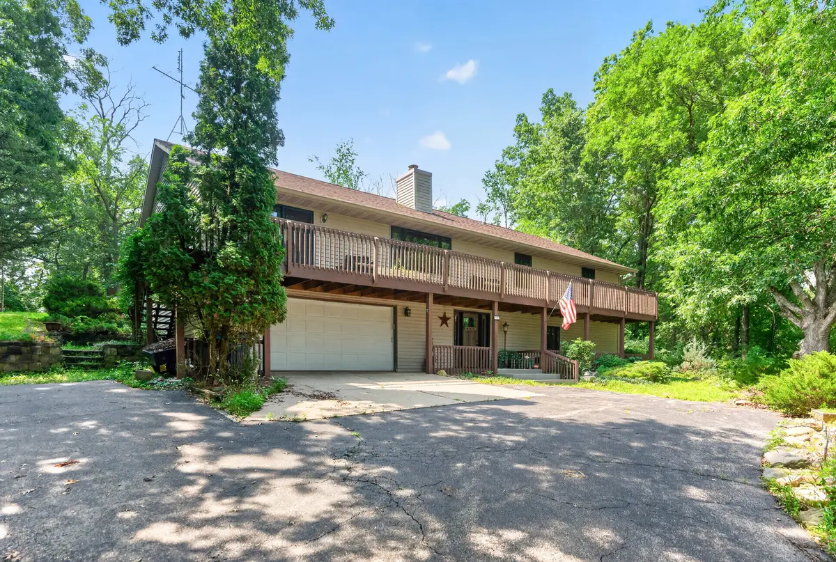 337 N Wild Cherry Drive, Dixon, IL 61021 - #1