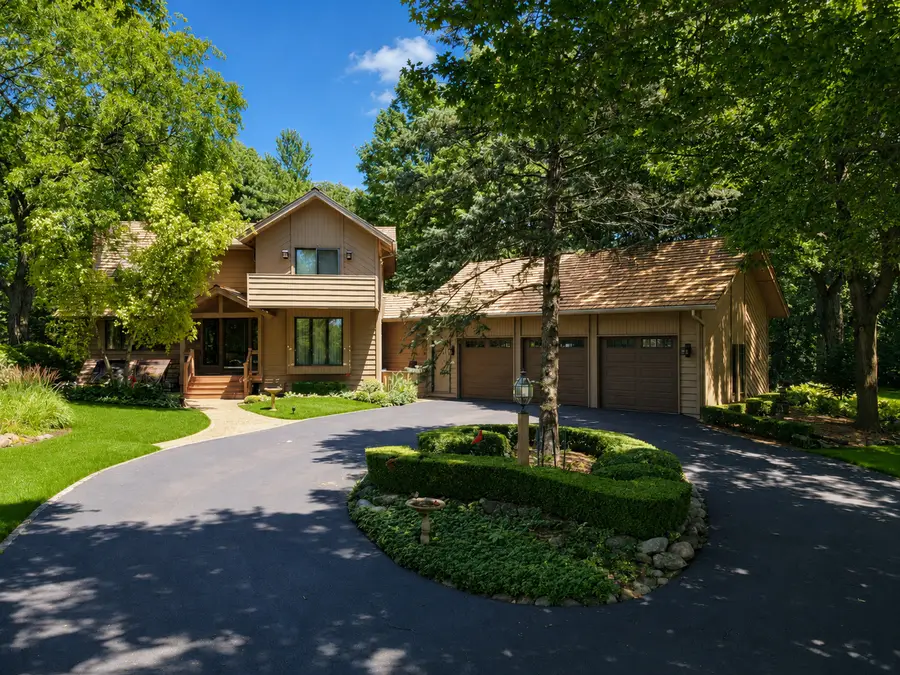 25546 Cayuga Trail, Lake Barrington, IL 60010 - #2