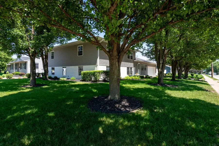 3356 W Lombard Street, Davenport, IA 52804 - #2