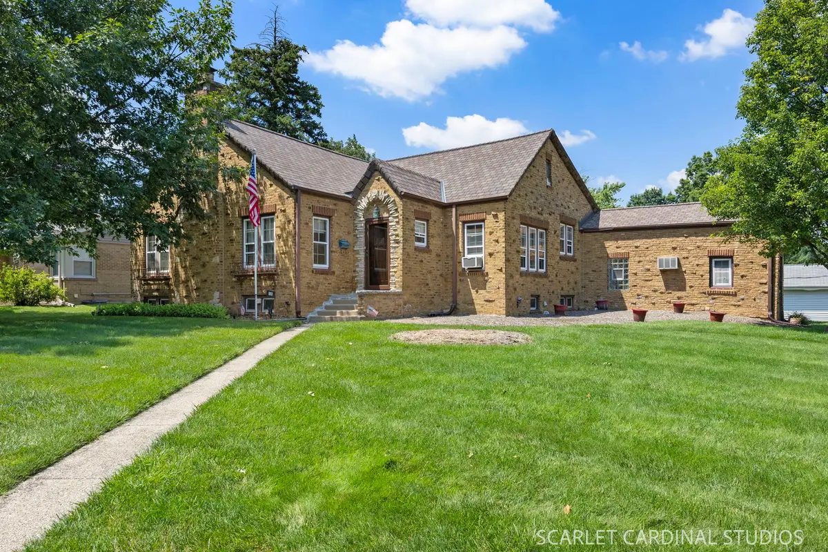 120 W Madison Street, Villa Park, IL 60181 - #1