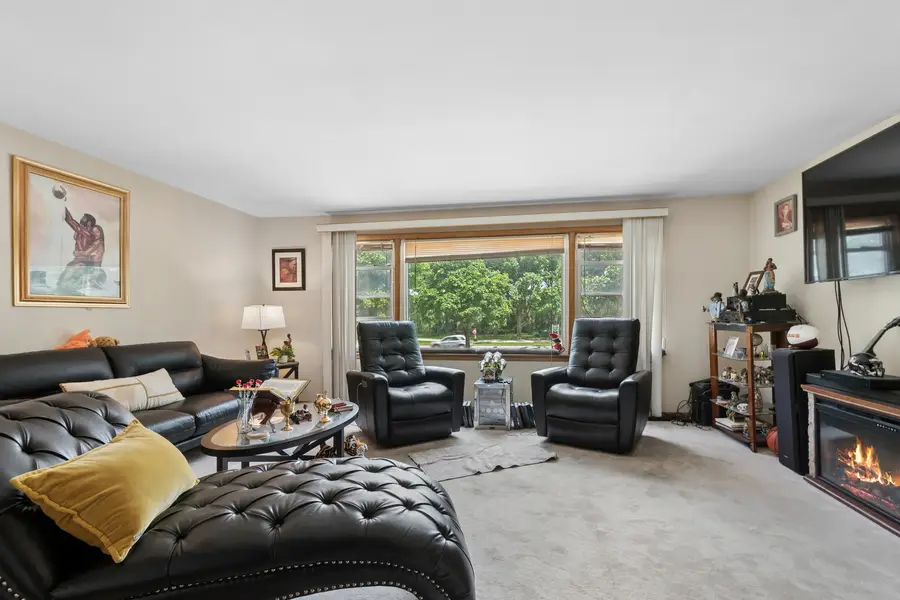 9206 Bennett Avenue, Evanston, IL 60203 - #3