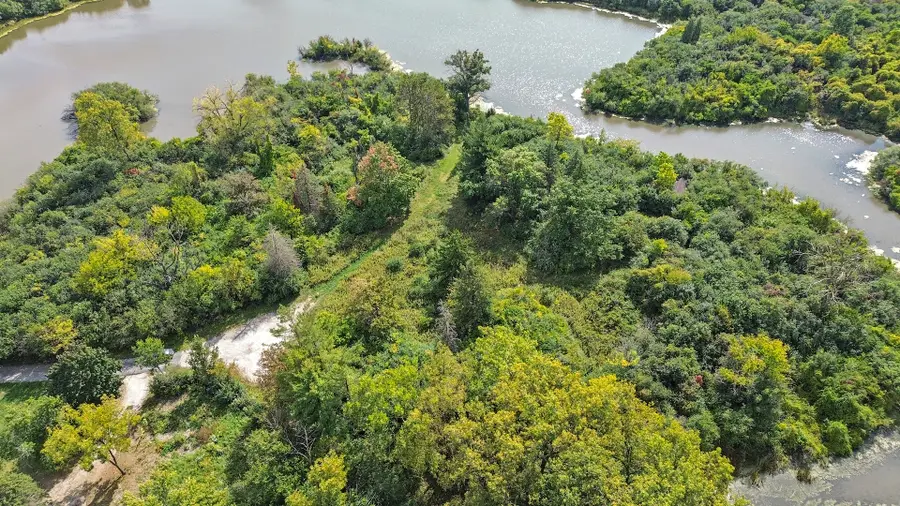 141 Breakenridge Farm Road, Oak Brook, IL 60523 - #3