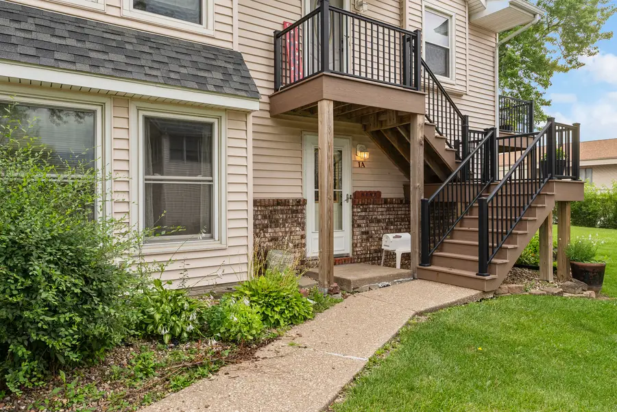 2019 E 38th Street #1A, Davenport, IA 52807 - #2