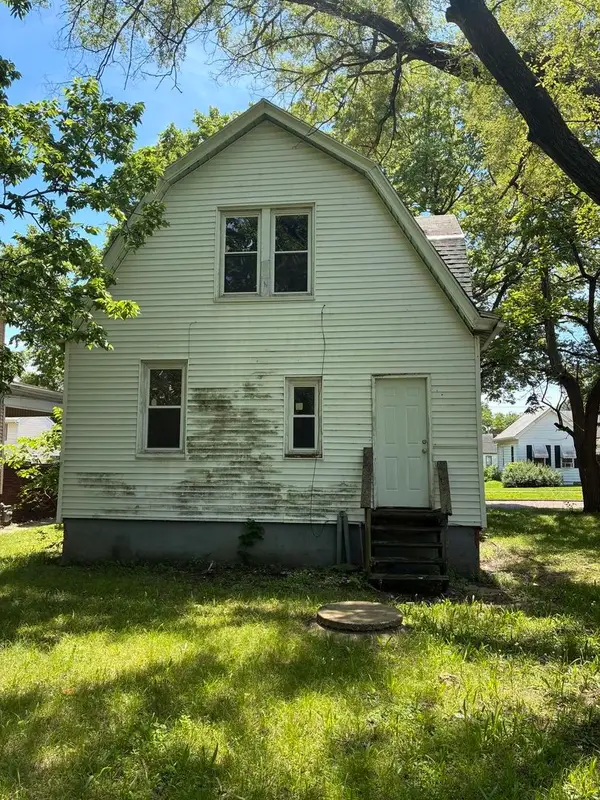 1025 W Butler Street, Peoria, IL 61605