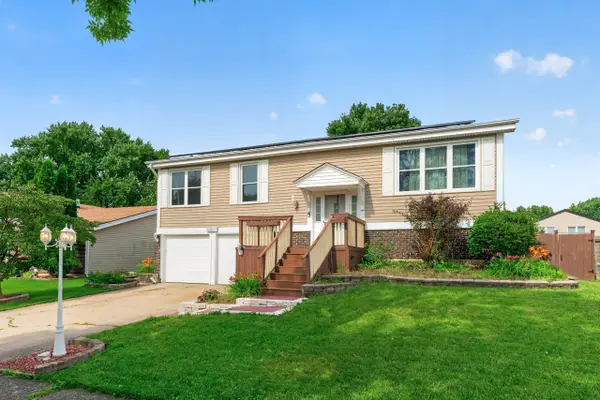 237 Windsor Drive, Bolingbrook, IL 60440
