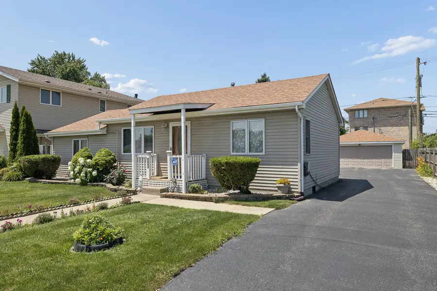 9822 Marion Avenue, Oak Lawn, IL 60453 - #2