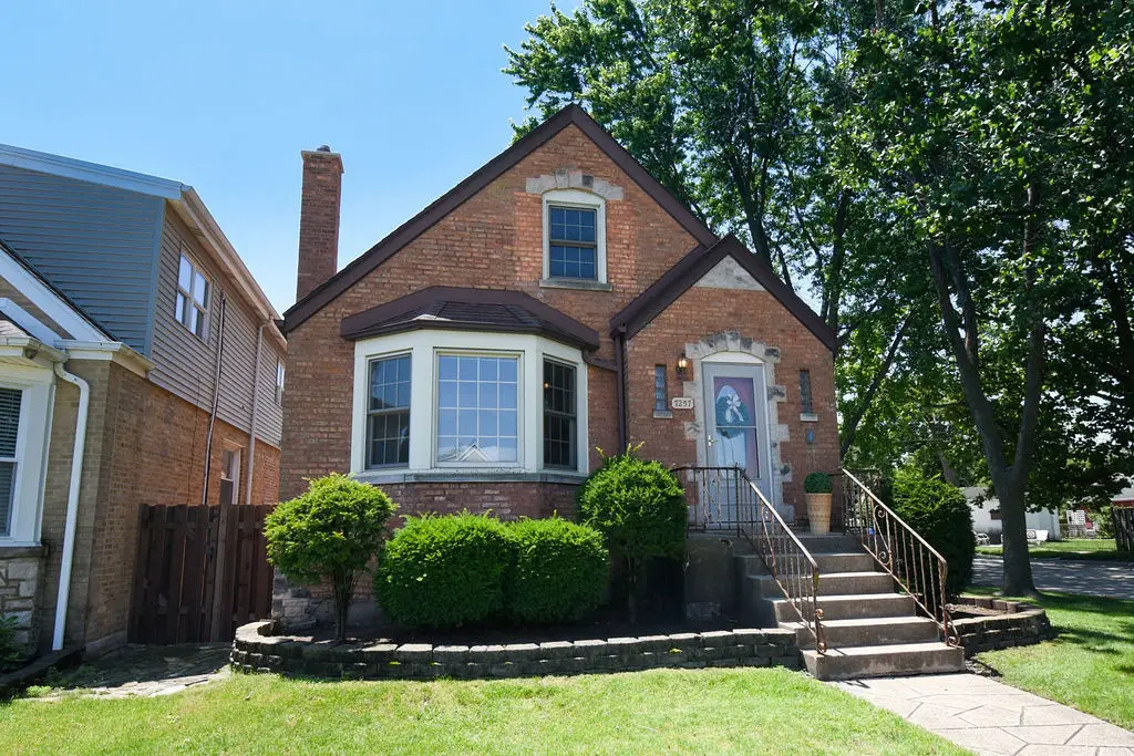 7257 W Fitch Avenue, Chicago, IL 60631 - #1