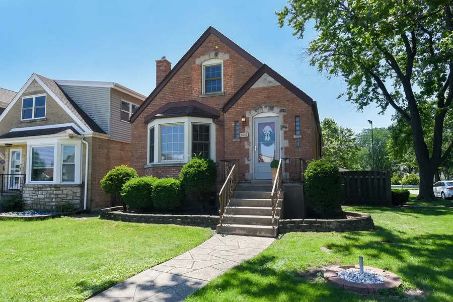 7257 W Fitch Avenue, Chicago, IL 60631 - #2