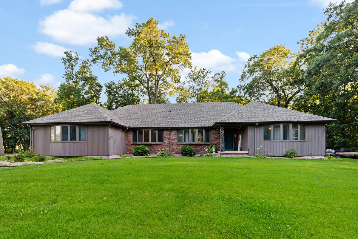 606 Mary Lane, Saint Anne, IL 60964 - #1