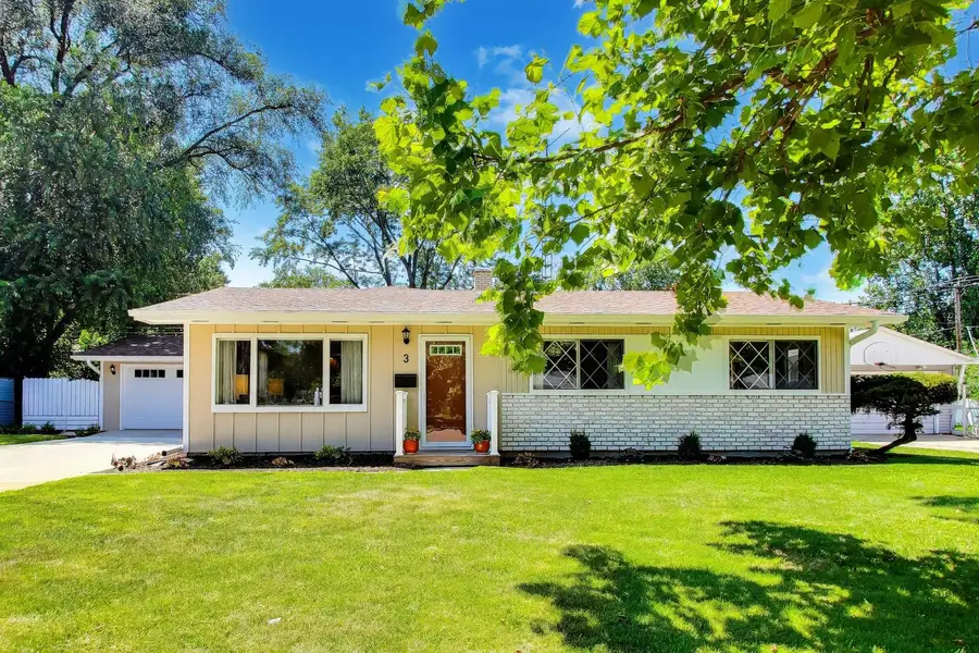 3 Seneca Drive, Montgomery, IL 60538 - #2