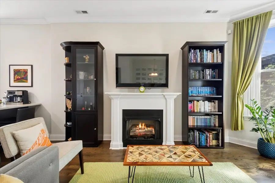 2112 W Cortland Street #2, Chicago, IL 60647 - #3