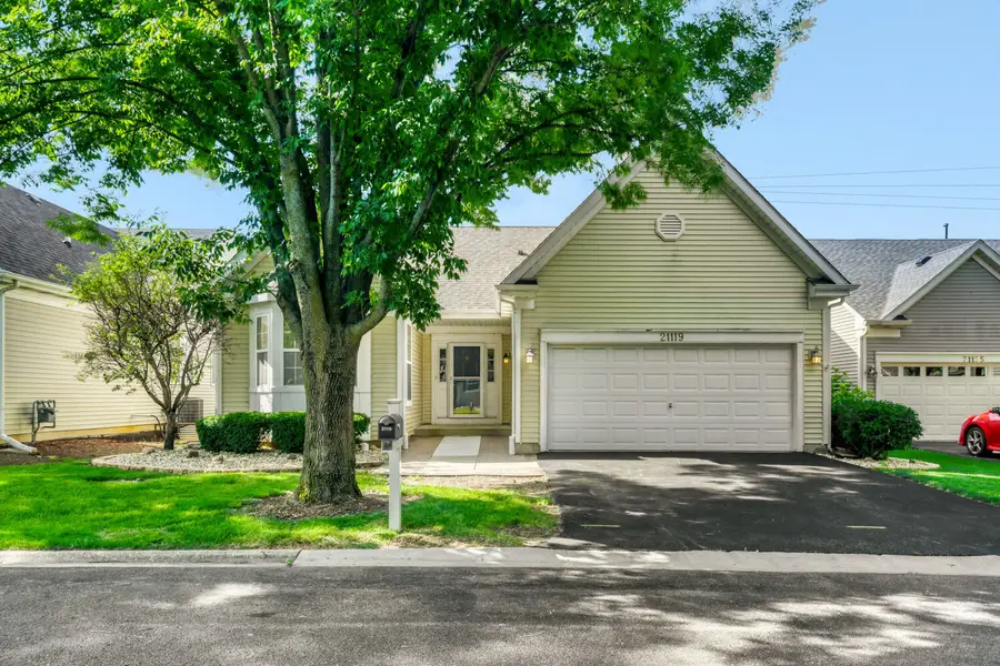 21119 W Walnut Lane, Plainfield, IL 60544 - #2